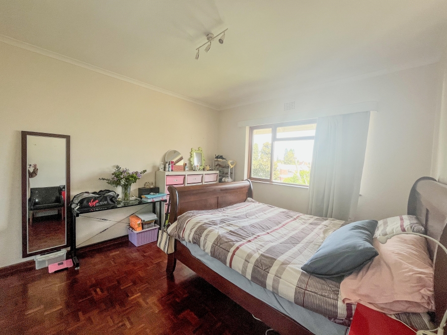 To Let 3 Bedroom Property for Rent in Pinelands Western Cape